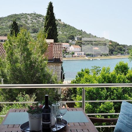 Anemos Apartman Apartment Tisno Exterior foto