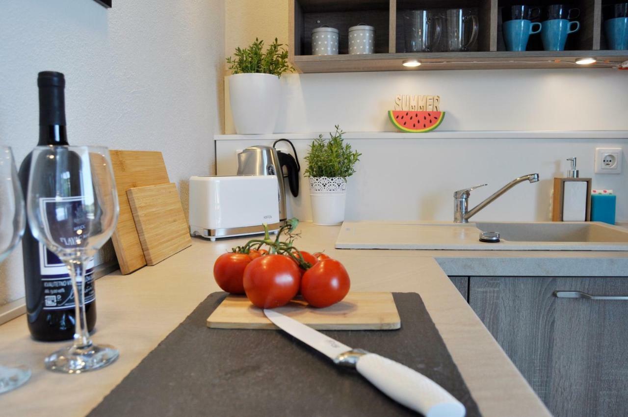 Anemos Apartman Apartment Tisno Exterior foto