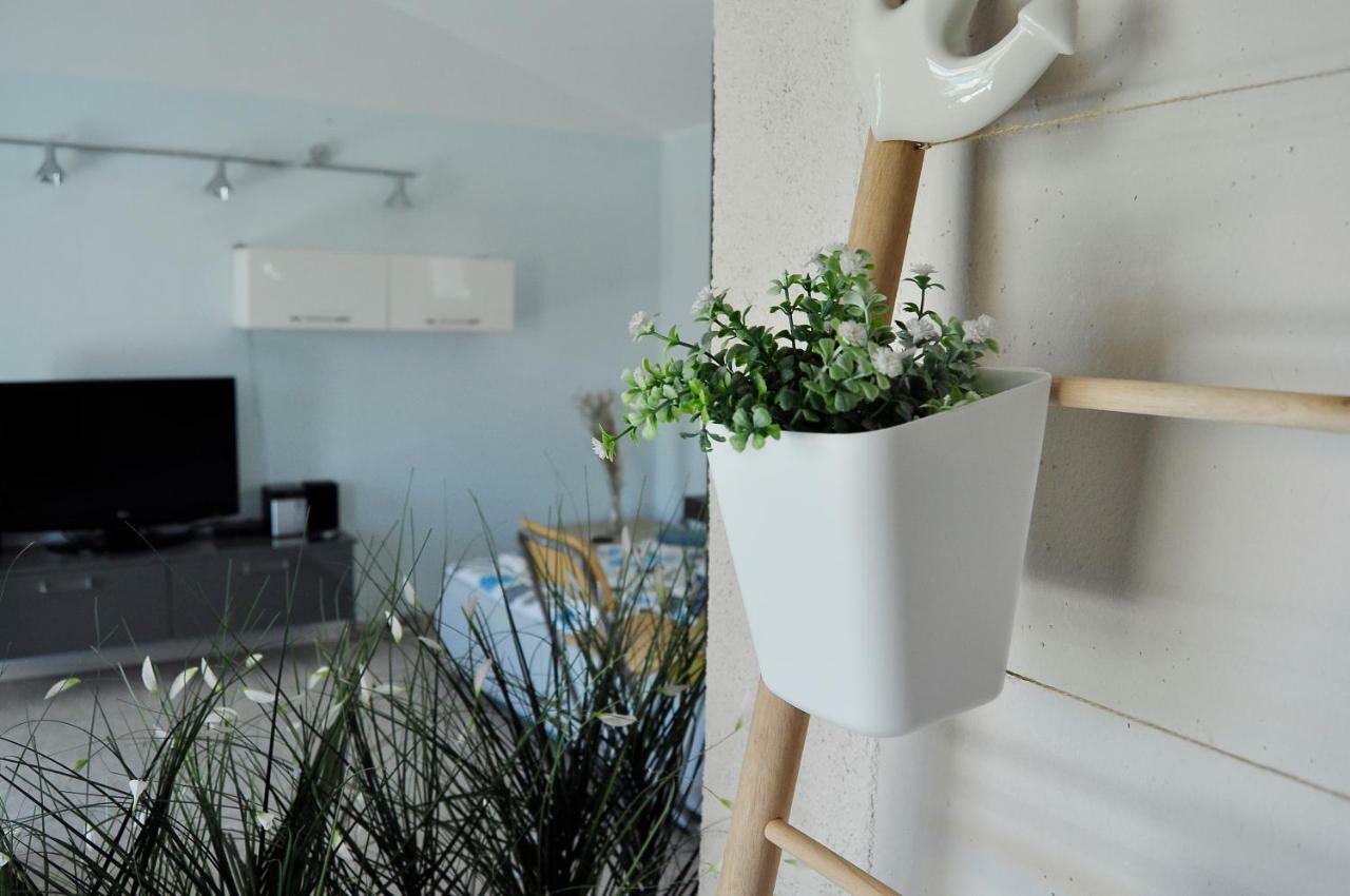 Anemos Apartman Apartment Tisno Exterior foto